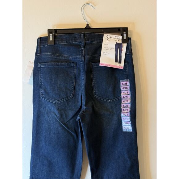Jesica Simpson Low Rise Bootcut Women's size 6/28 Dark Wash Blue Denim Jeans - Picture 7 of 8